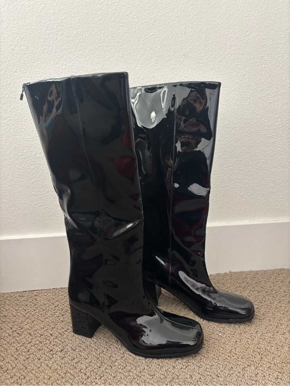 Zara patent leather knee high boots in black - Picture 3 of 11